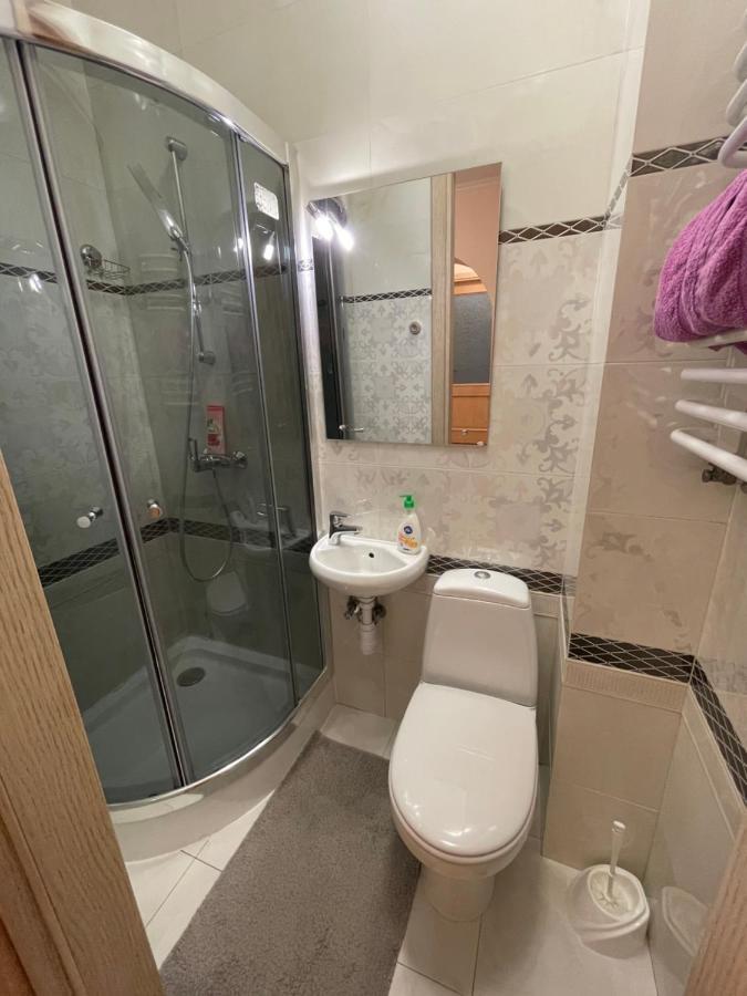 3 Rooms Apartments In The City Centr 리비프 외부 사진